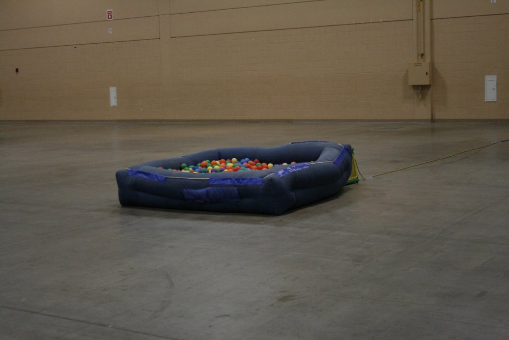 lonelyballpit.jpg