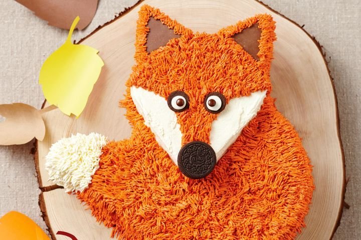 fergus-the-fox-cake-105394-1.jpeg.0e5cbcbe687e32ffaaff0beb27968609.jpeg