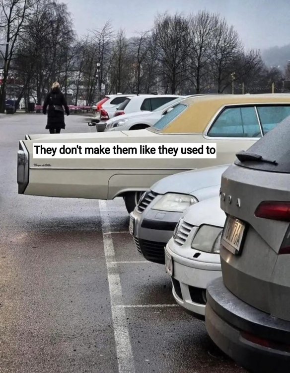 land yacht parking.jpg