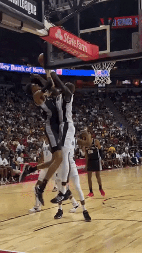 IMG_9814.thumb.gif.6bf40eac21bca8713ddf4ae028975e2a.gif